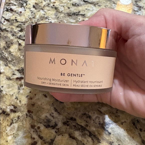 MONAT GLOBAL Other - MONAT Be gentle moisturizer New unopened